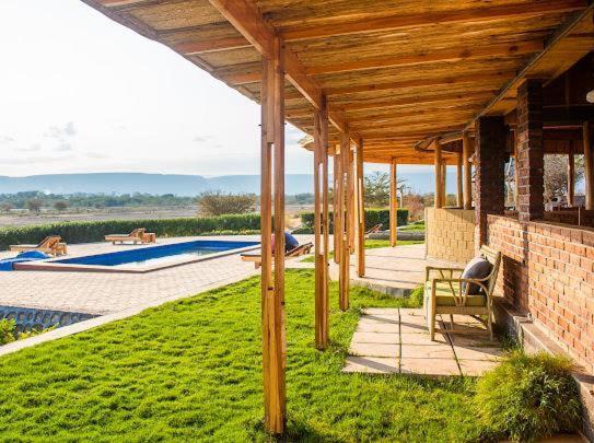 Naibala Manyara Lodge Mto wa Mbu Esterno foto