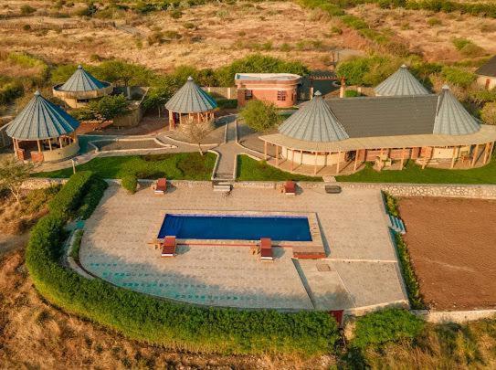 Naibala Manyara Lodge Mto wa Mbu Esterno foto