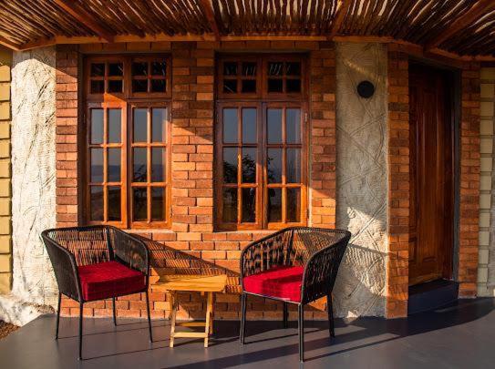 Naibala Manyara Lodge Mto wa Mbu Esterno foto